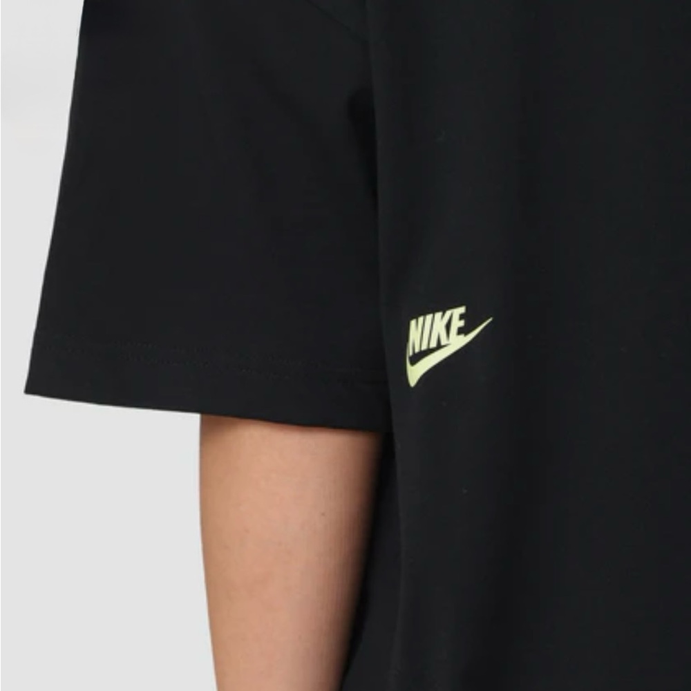 New WOMEN'S NIKE BLACK with YELLOW OVERSIZED GRAPHIC DANCE T-SHIRT, L and XL - Picture 4 of 8
